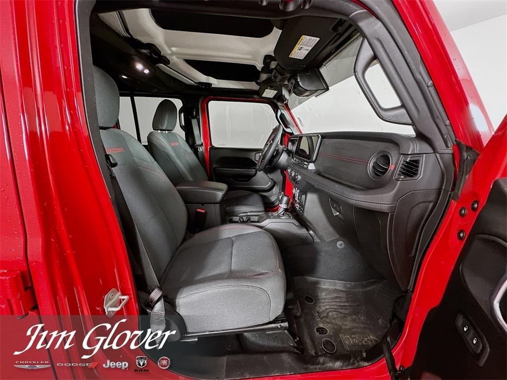 used 2024 Jeep Gladiator car, priced at $46,156