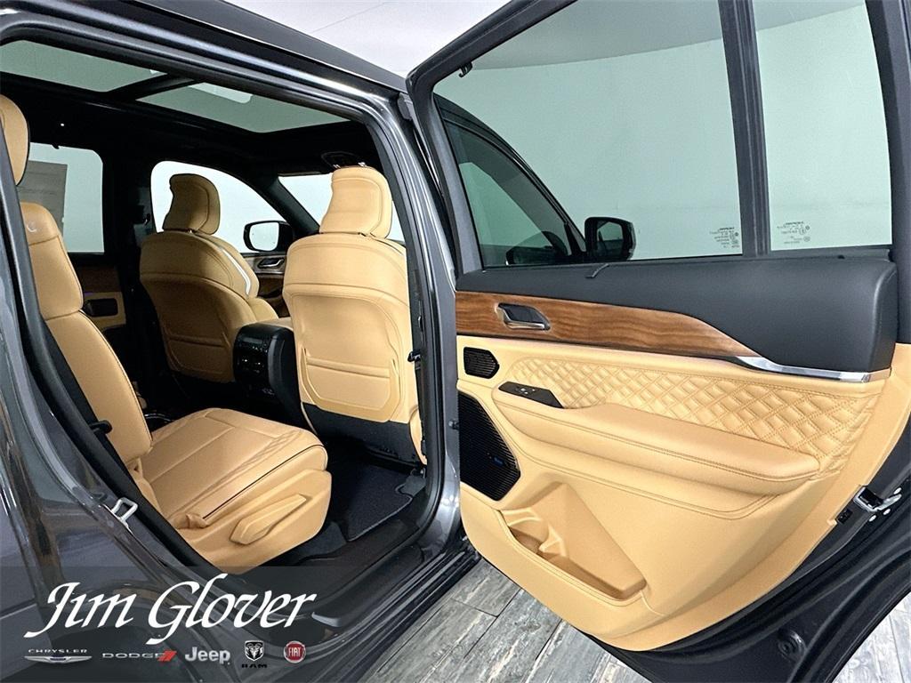 new 2025 Jeep Grand Cherokee L car, priced at $66,335