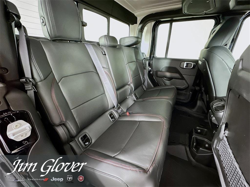 new 2025 Jeep Gladiator car, priced at $52,323