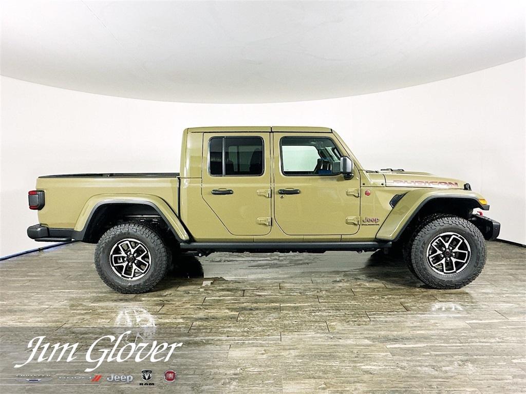 new 2025 Jeep Gladiator car, priced at $52,006