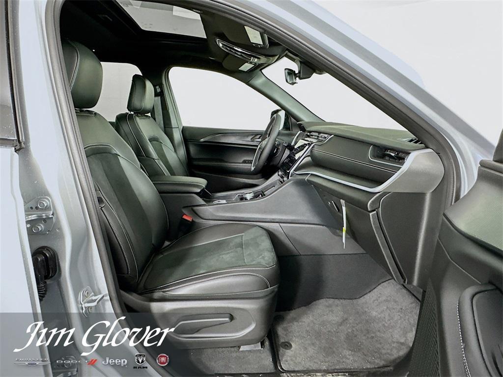new 2025 Jeep Grand Cherokee L car, priced at $41,222