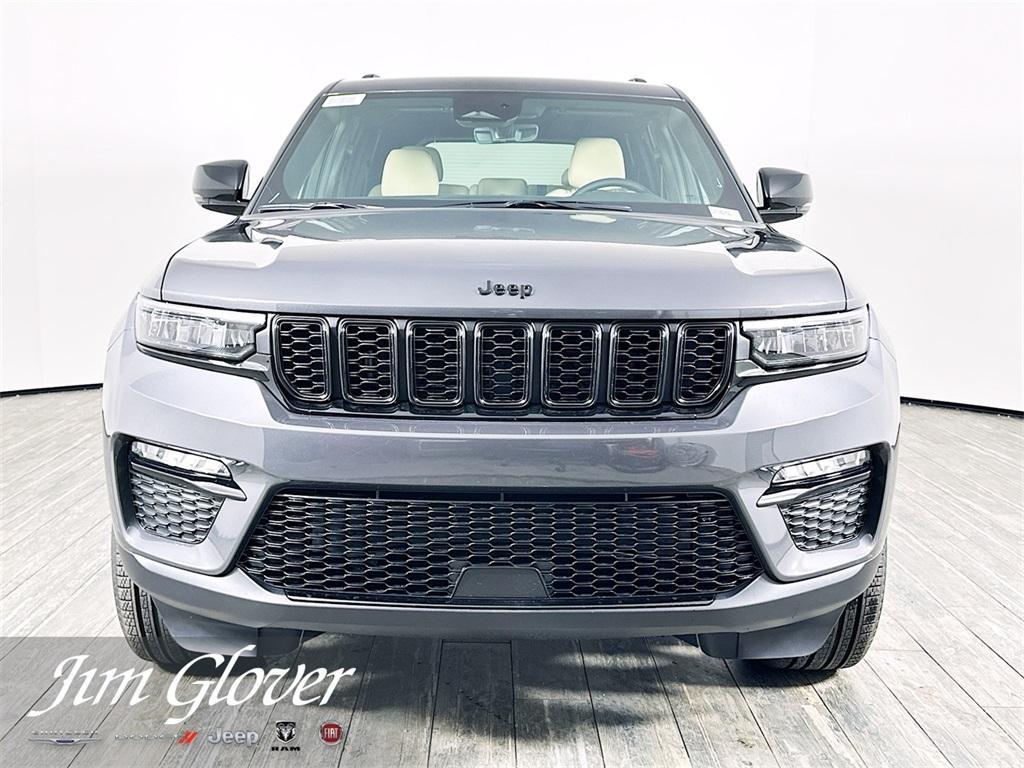 new 2025 Jeep Grand Cherokee car, priced at $45,455