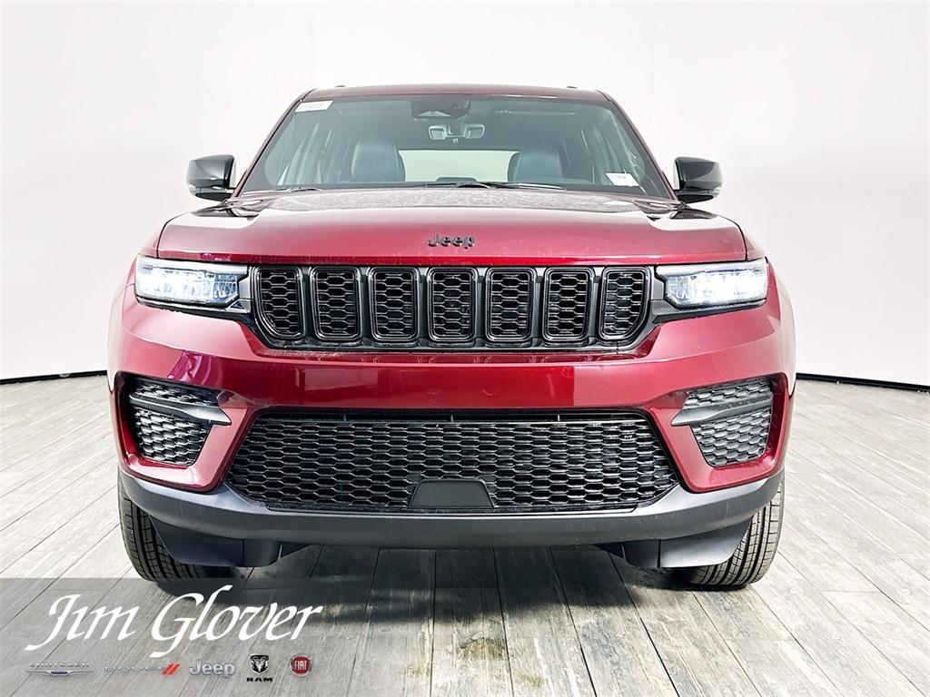 new 2025 Jeep Grand Cherokee car, priced at $37,525