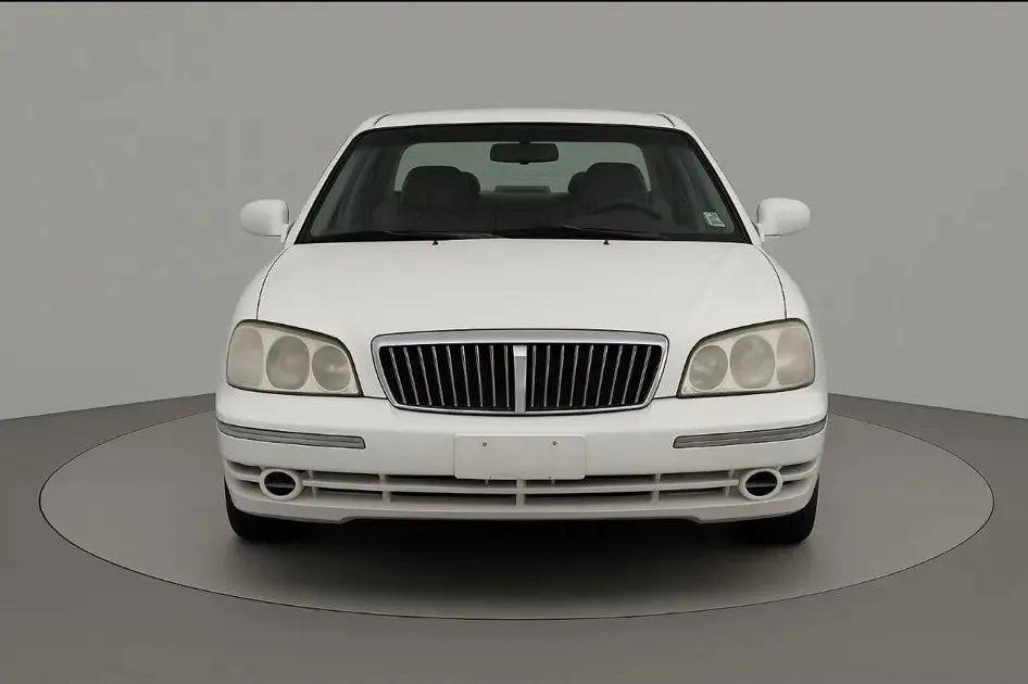 used 2005 Hyundai XG350 car, priced at $2,800