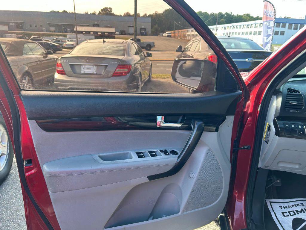 used 2011 Kia Sorento car, priced at $3,500