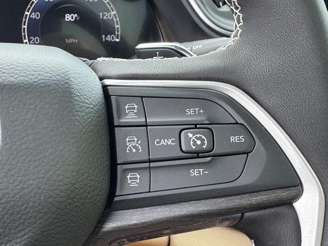 new 2025 Jeep Grand Cherokee car, priced at $43,816