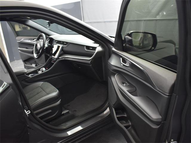new 2025 Jeep Grand Cherokee L car, priced at $40,530