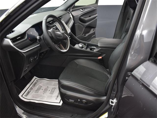 new 2025 Jeep Grand Cherokee L car, priced at $40,530