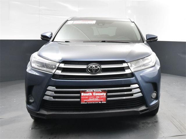 used 2017 Toyota Highlander car, priced at $22,550