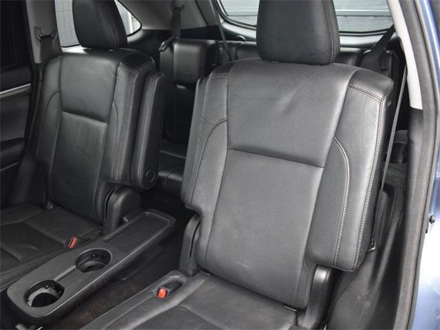 used 2017 Toyota Highlander car, priced at $22,550