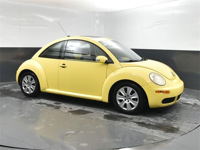 used 2009 Volkswagen New Beetle car, priced at $6,000