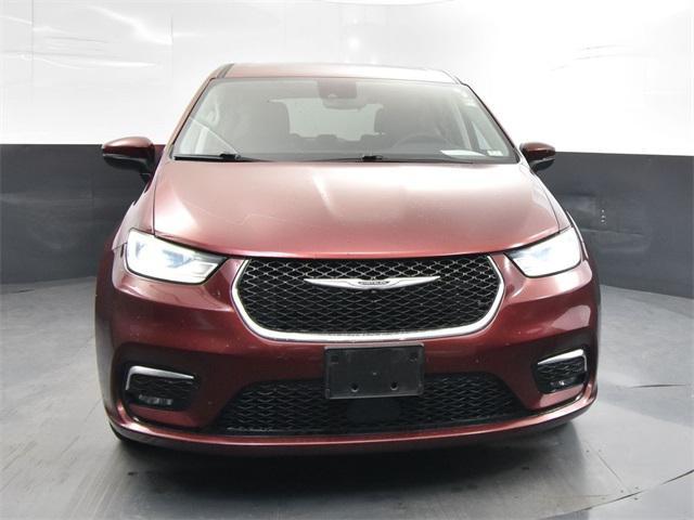 used 2023 Chrysler Pacifica car, priced at $23,200