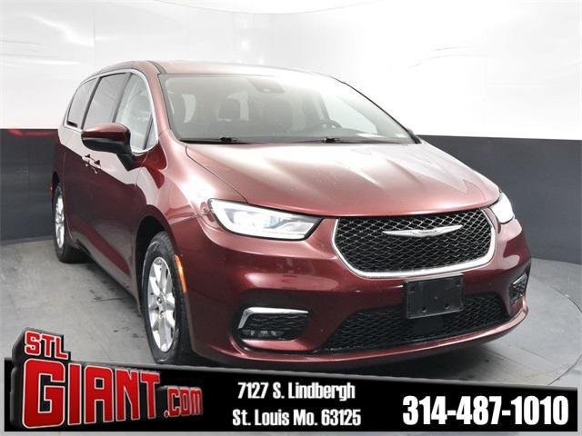used 2023 Chrysler Pacifica car, priced at $23,200