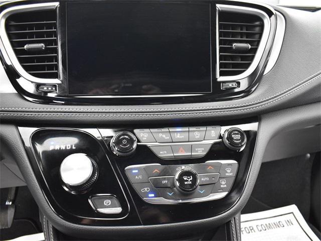new 2025 Chrysler Pacifica car, priced at $48,035