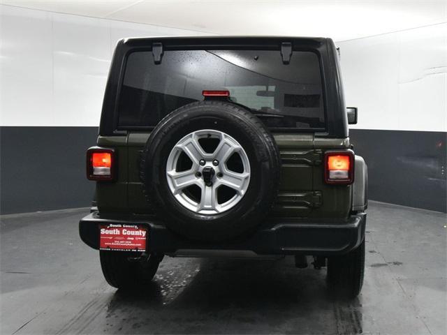 used 2022 Jeep Wrangler Unlimited car, priced at $27,000