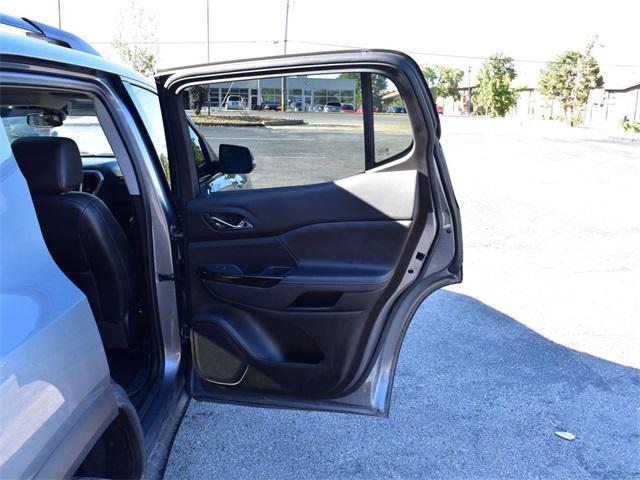 used 2021 GMC Acadia car, priced at $22,000