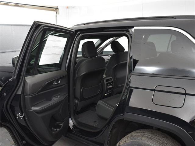 new 2025 Jeep Grand Cherokee car, priced at $36,965