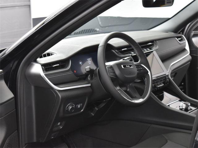 new 2025 Jeep Grand Cherokee car, priced at $36,965