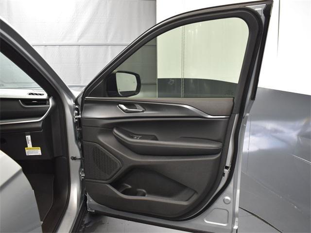 new 2025 Jeep Grand Cherokee car, priced at $36,480