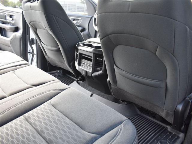 new 2025 Ram 1500 car, priced at $43,614