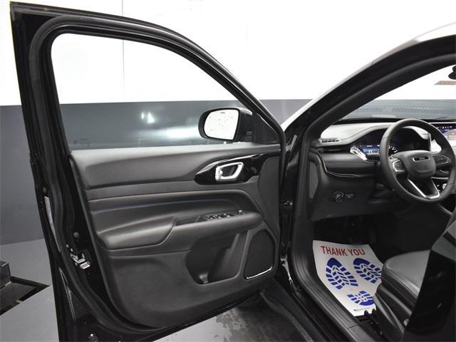 new 2026 Jeep Compass car, priced at $25,805