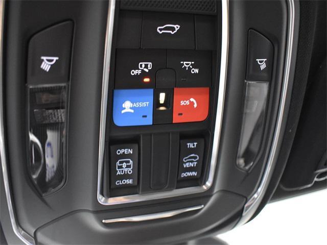 new 2025 Jeep Grand Cherokee car, priced at $35,415