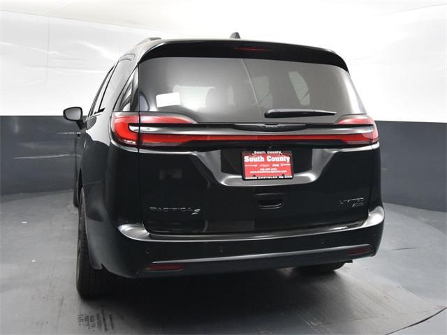 new 2026 Chrysler Pacifica car, priced at $46,285