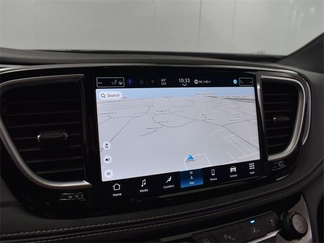 new 2026 Chrysler Pacifica car, priced at $46,285