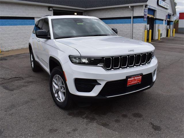 new 2025 Jeep Grand Cherokee car, priced at $39,075