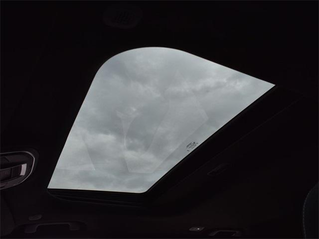 new 2025 Jeep Grand Cherokee car, priced at $39,075