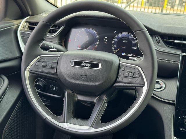 new 2025 Jeep Grand Cherokee car, priced at $36,900