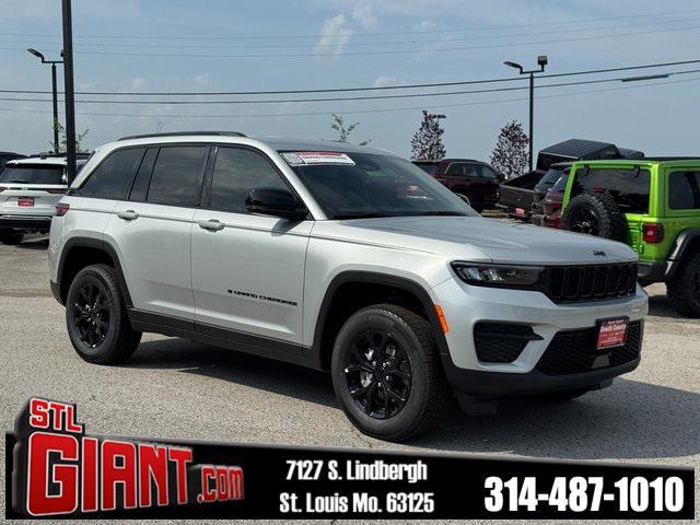 new 2025 Jeep Grand Cherokee car, priced at $36,900