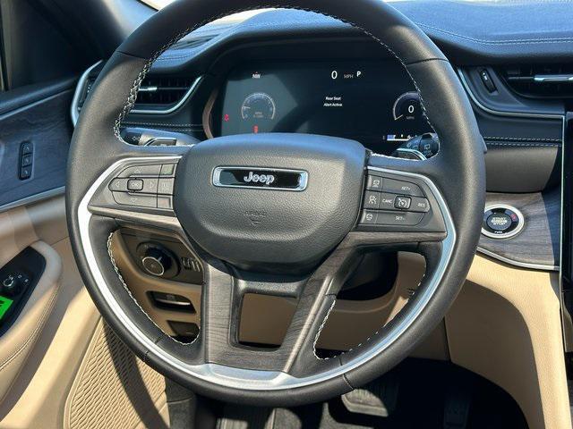new 2025 Jeep Grand Cherokee car, priced at $45,652