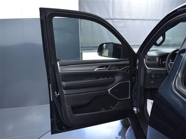 new 2025 Jeep Wagoneer car, priced at $80,270