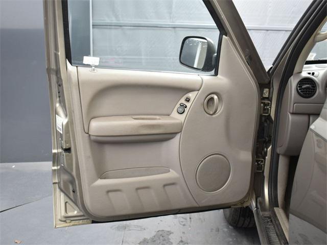 used 2003 Jeep Liberty car, priced at $8,500