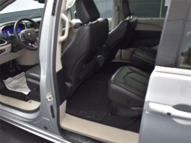 used 2023 Chrysler Pacifica car, priced at $23,900