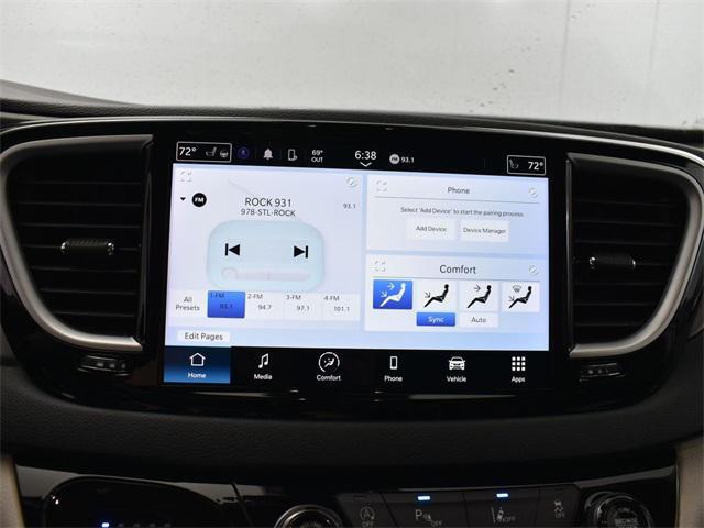 used 2023 Chrysler Pacifica car, priced at $23,900