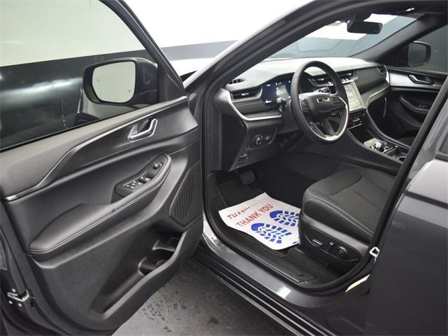 new 2025 Jeep Grand Cherokee L car, priced at $36,415