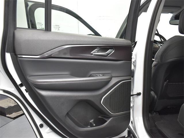 used 2022 Jeep Grand Cherokee car, priced at $33,000