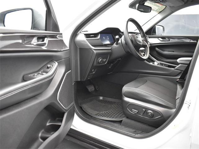 used 2022 Jeep Grand Cherokee car, priced at $33,000