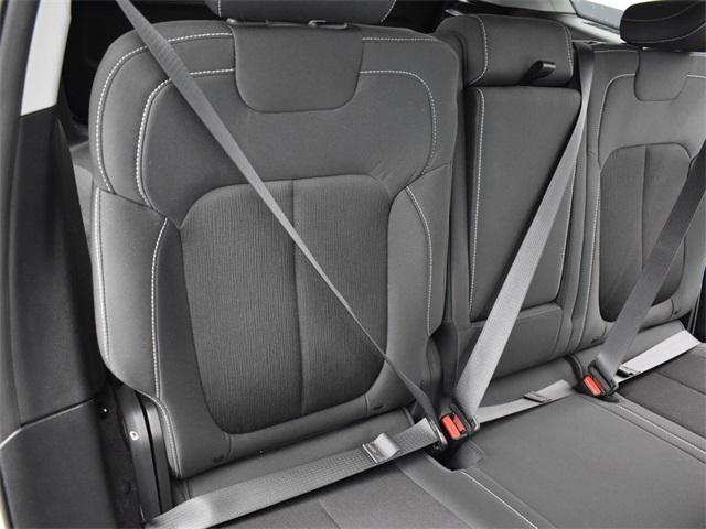 used 2022 Jeep Grand Cherokee car, priced at $33,000