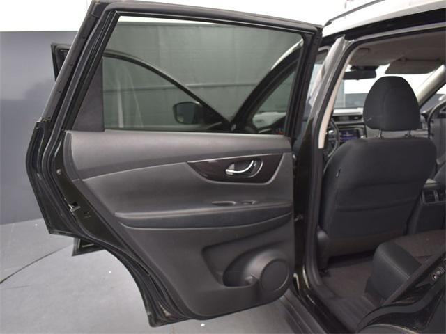used 2019 Nissan Rogue car, priced at $16,100