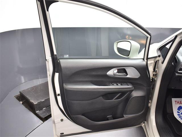 used 2020 Chrysler Pacifica car, priced at $16,400