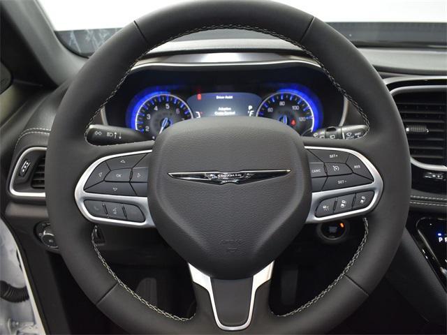 new 2025 Chrysler Pacifica car, priced at $38,532