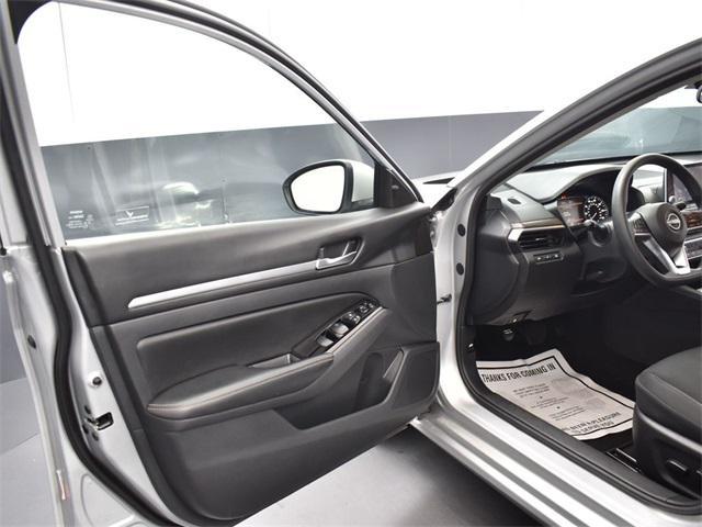 used 2023 Nissan Altima car, priced at $19,200