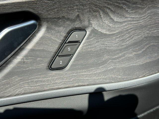 new 2025 Jeep Grand Cherokee car, priced at $45,721