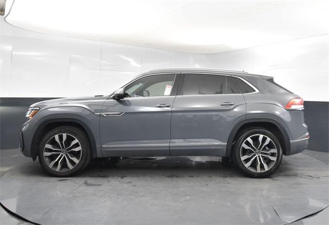 used 2020 Volkswagen Atlas Cross Sport car, priced at $20,000