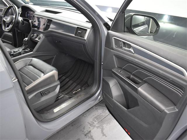 used 2020 Volkswagen Atlas Cross Sport car, priced at $20,000