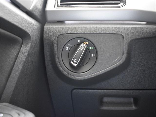 used 2020 Volkswagen Atlas Cross Sport car, priced at $20,000