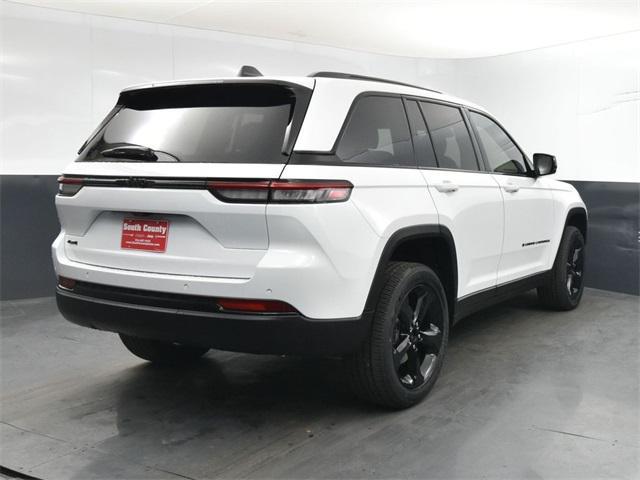 new 2025 Jeep Grand Cherokee car, priced at $43,575